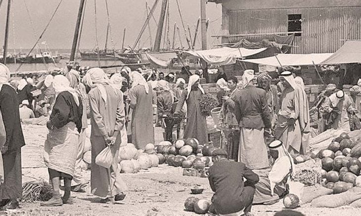 «فريدوني بطيخ»: أصوات الباعة والصغار في كويت الماضي