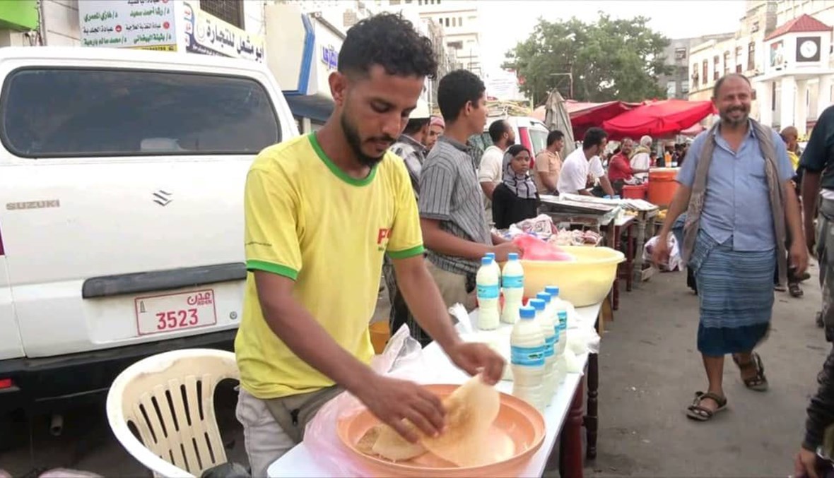 رمضان عدن يزدهي بتقاليد لا تأفل... و