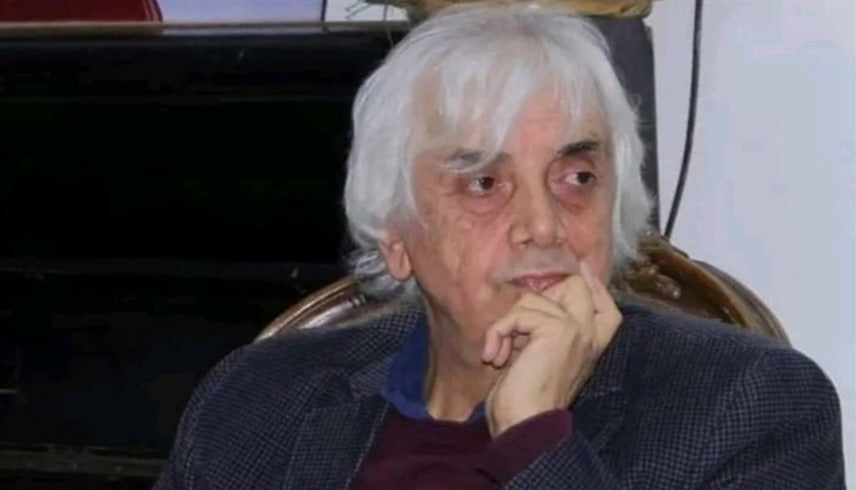تحتفي به 