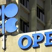 لماذا تنخفض أسعار النفط رغم كل العقوبات على روسيا؟... لا تزال السوق بها كفاية من المعروض وقرار "أوبك+" أحدث التوازن