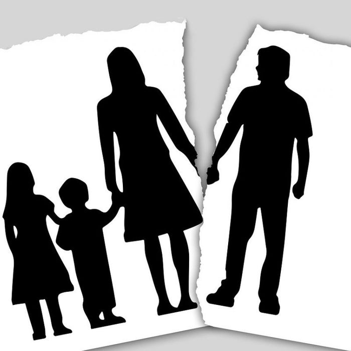 هل العمر يُحدّد مدى تأثير الطلاق على الأطفال؟