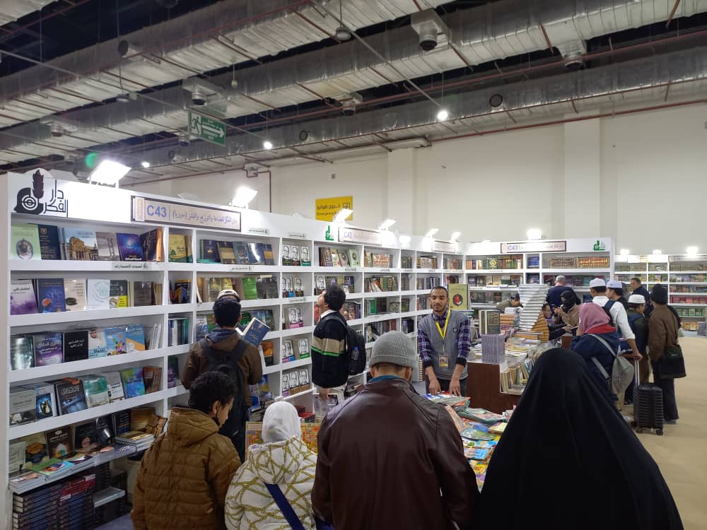 معرض القاهرة للكتاب يتجاوز نصف مليون زائر خلال 3 أيام