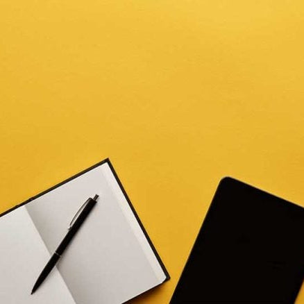 الكتابة والاستضافة