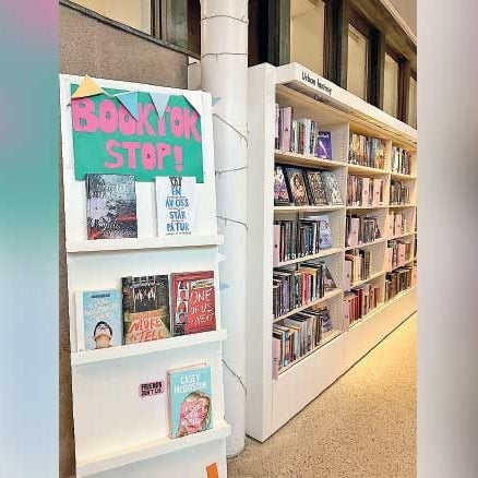 موبايل وكتاب … تحوّلات سوق القراءة