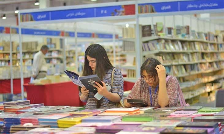 تسميم ذائقة القراء… كيف أضاع العربي كتابه؟