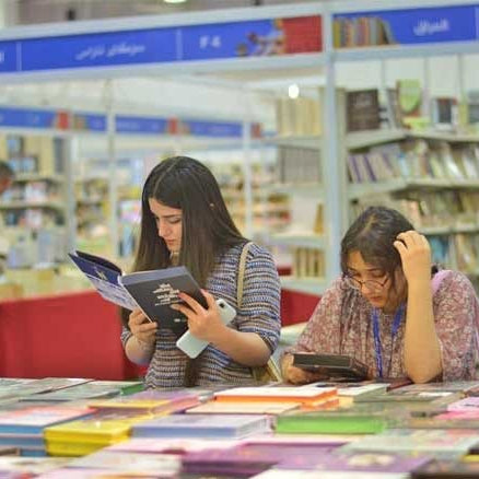 تسميم ذائقة القراء… كيف أضاع العربي كتابه؟